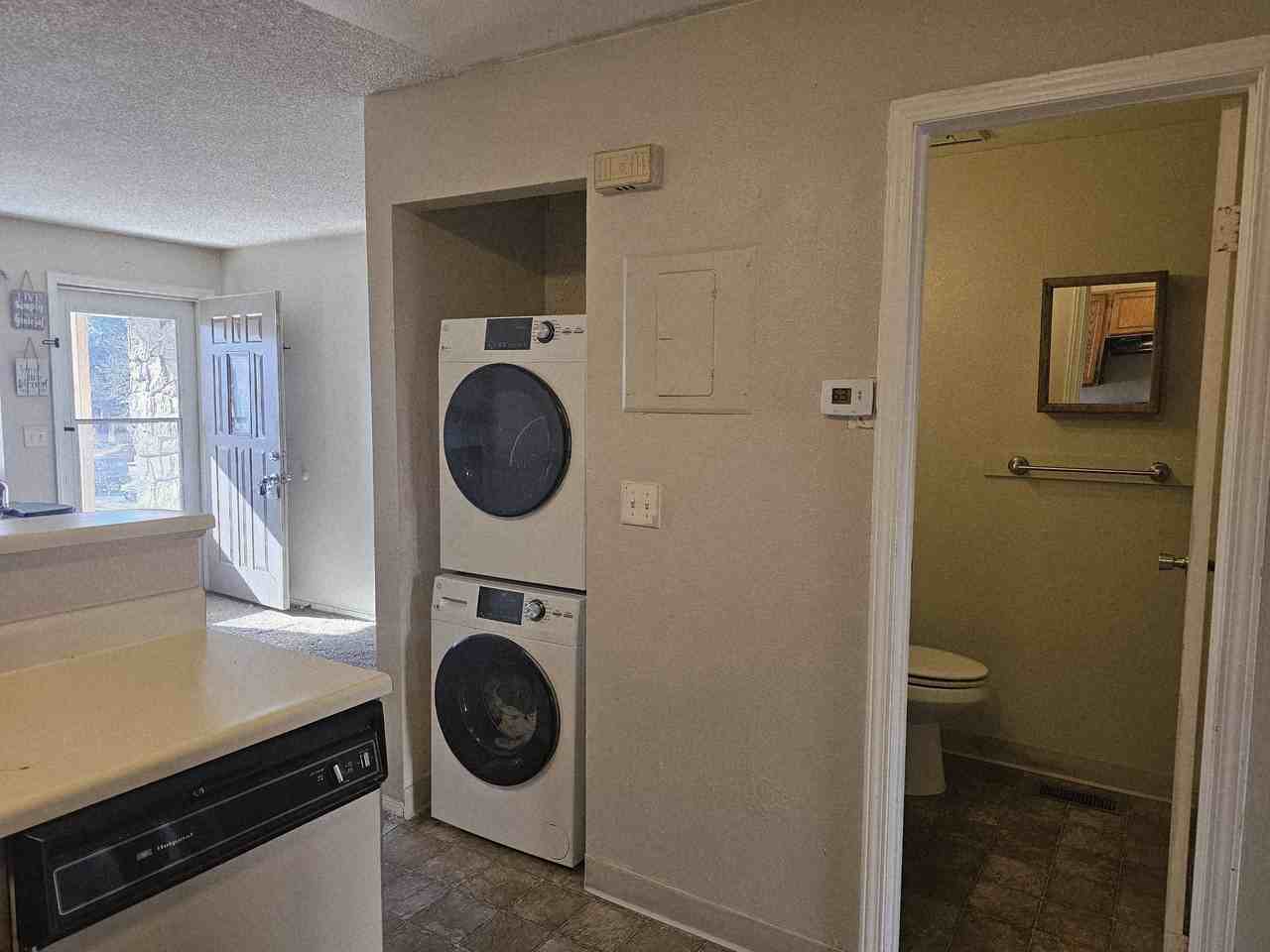 4521 South Crystal Way - Photo 3 of 6