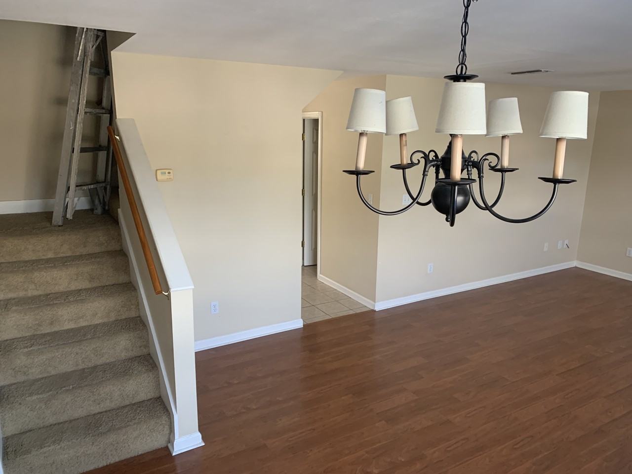 188 Williamsburg Ave #NA - Photo 2 of 9