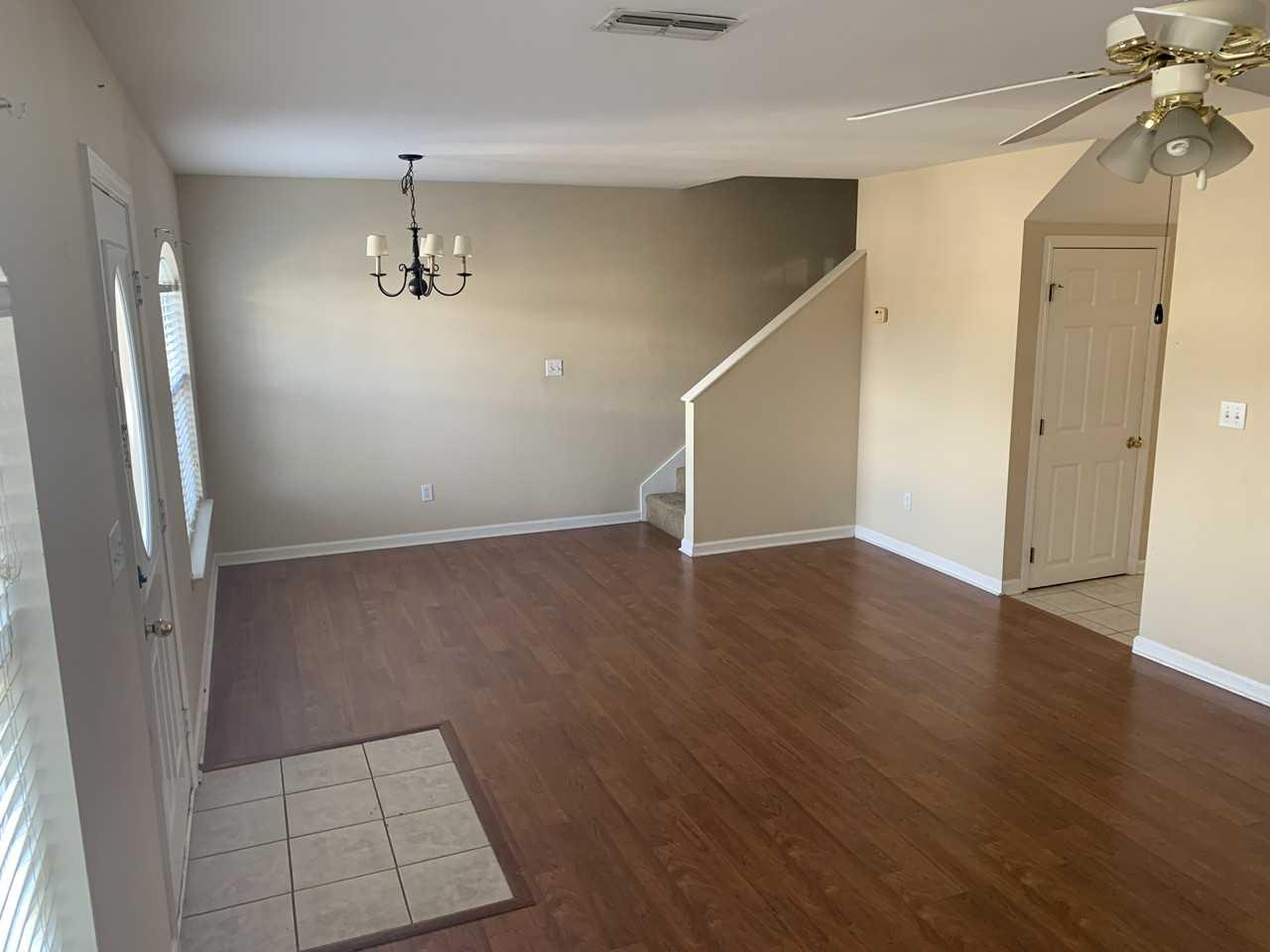 188 Williamsburg Ave #NA - Photo 3 of 9