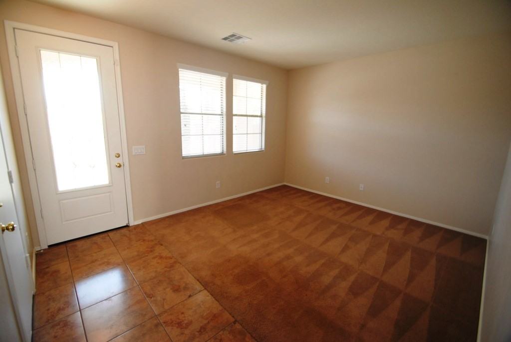 11854 W Robin Ct - Photo 3 of 12