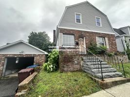 featured image of 354 University Ave #1