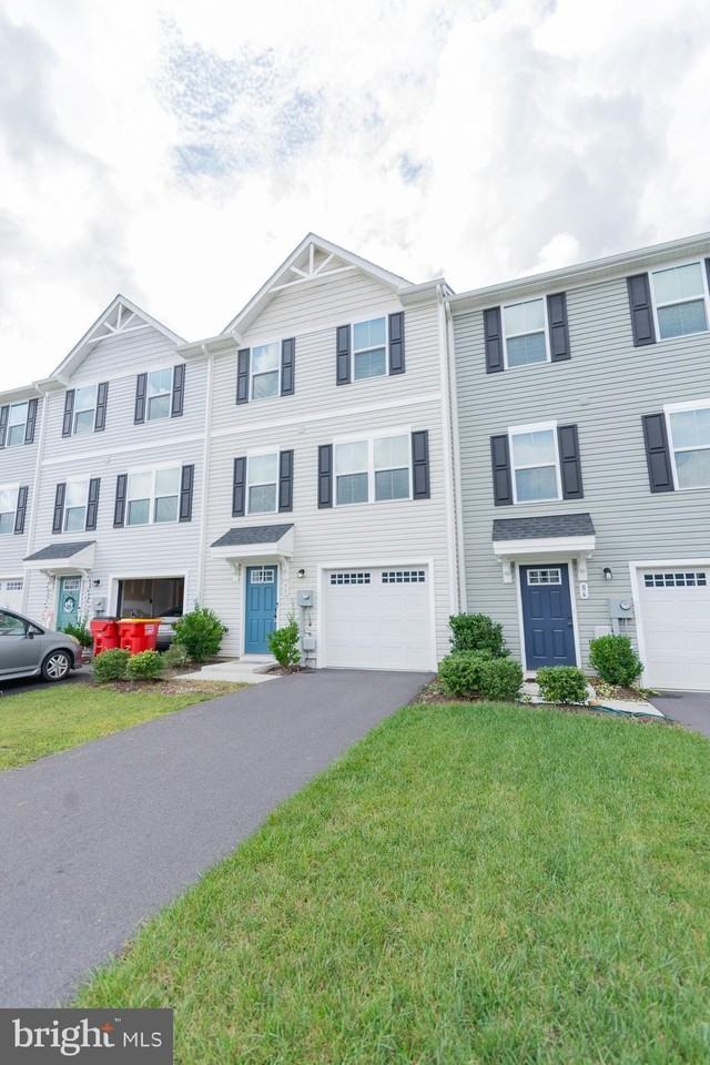 90 Ogunquit Dr - Photo 4 of 50