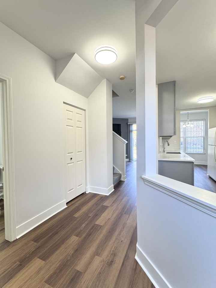 2406 Sheehan Dr - Photo 4 of 21