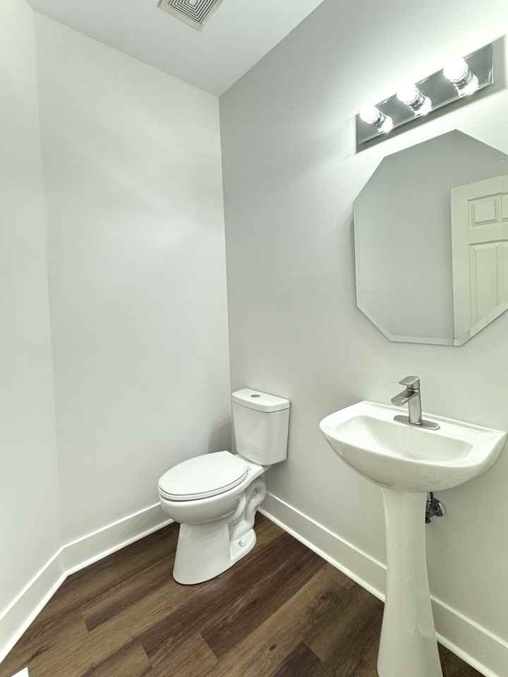 2406 Sheehan Dr - Photo 6 of 21