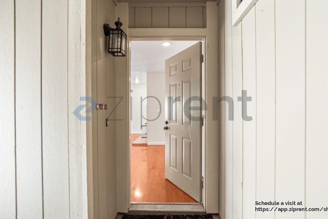 16931 Sorrel Way - Photo 4 of 33