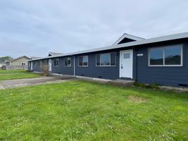 featured image of 3051 Hazel Ave