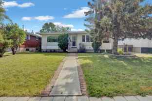 11447 127 St Nw - Photo 1 of 1