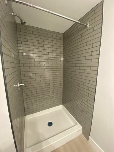 422 Second St E #101 - Photo 3 of 4