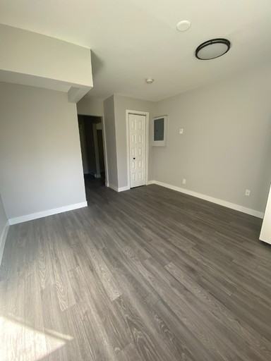 422 Second St E #101 - Photo 4 of 4