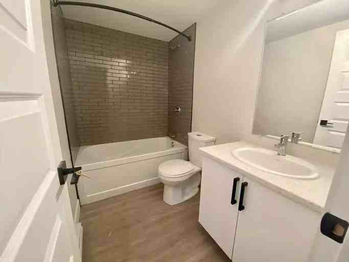 249 Seventh St W #BS - Photo 2 of 6