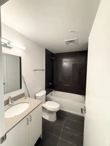 223 Princess St #810 - Photo 6 of 16