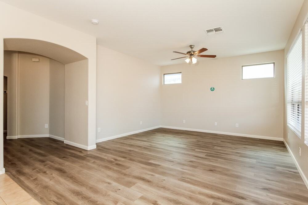 3918 W Escuda Dr - Photo 4 of 17