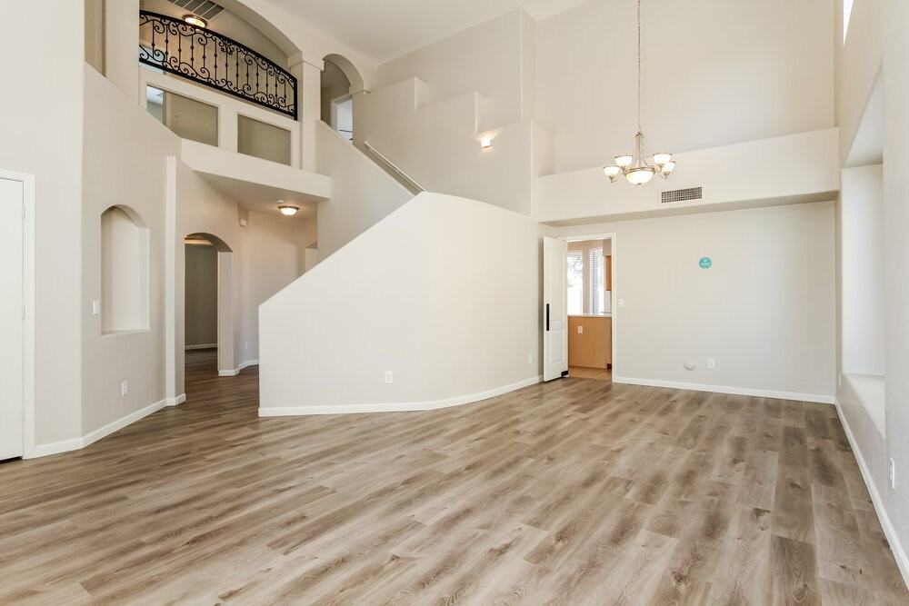 3918 W Escuda Dr - Photo 5 of 17