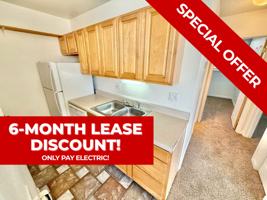 featured image of 1925 Pecan St #D