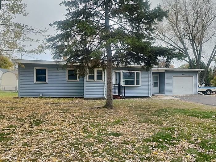 2272 Hazel Street - Photo 2 of 21