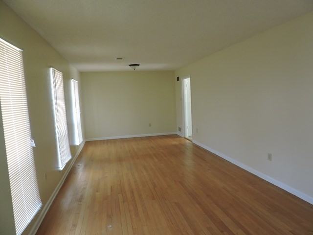 5405 Cottonwood Rd - Photo 3 of 12