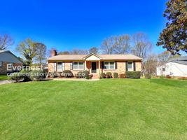 featured image of 425 Shallowood Ln