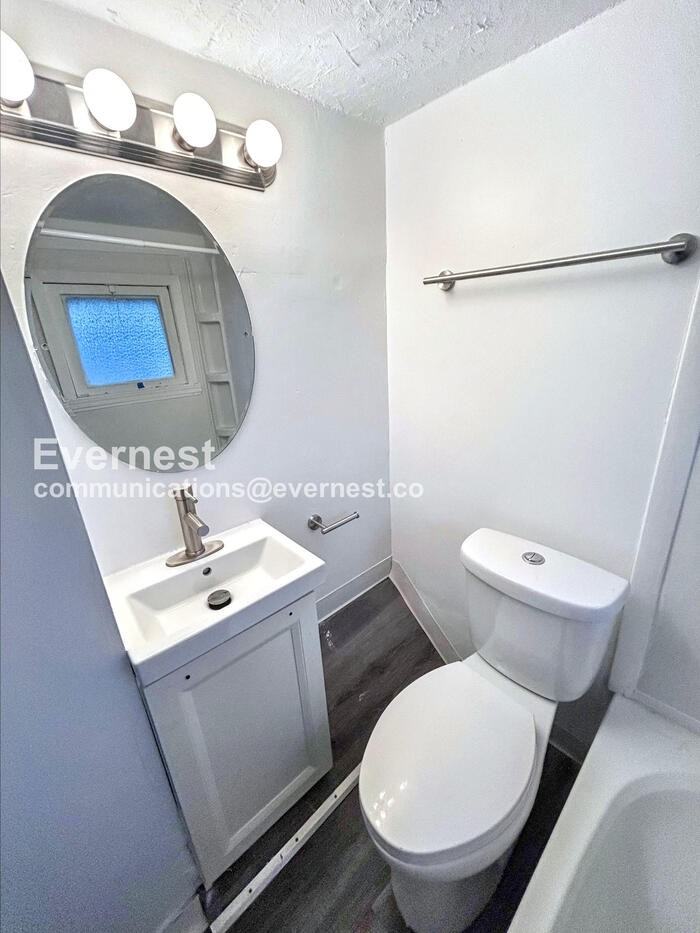 1079 E 68th St #2 - Photo 4 of 14