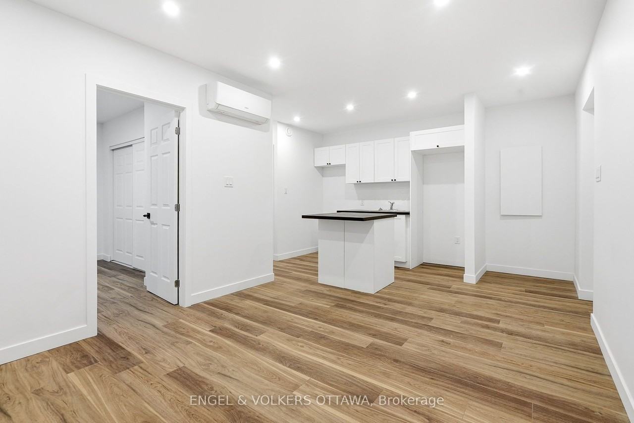 324 Frontenac St - Photo 4 of 13