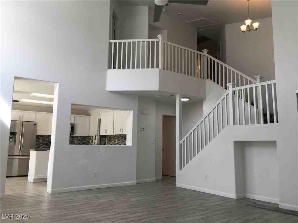 973 Cedar Pines St - Photo 3 of 38