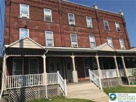 featured image of 529 Linden St Apt 3 #3