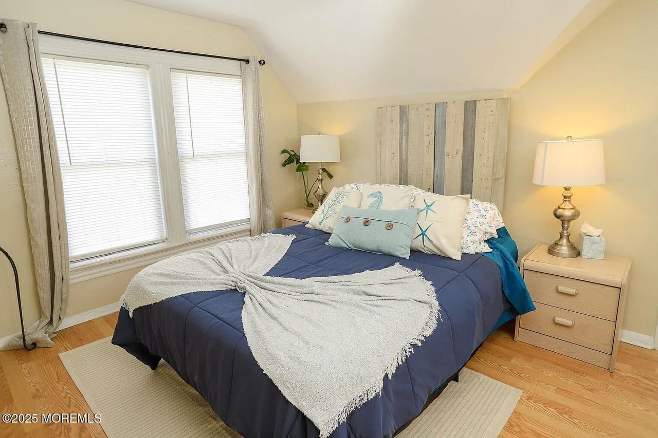 49 2nd Ave Apt 3 #3 - Photo 5 of 11