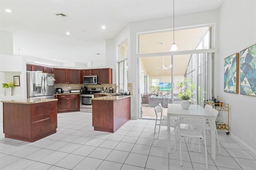 1007 Spoonbill Cir - Photo 6 of 28