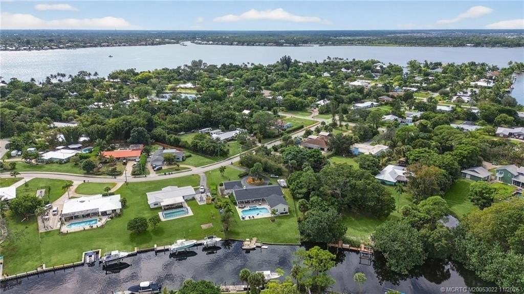 724 Nw Spruce Ridge Dr - Photo 6 of 45