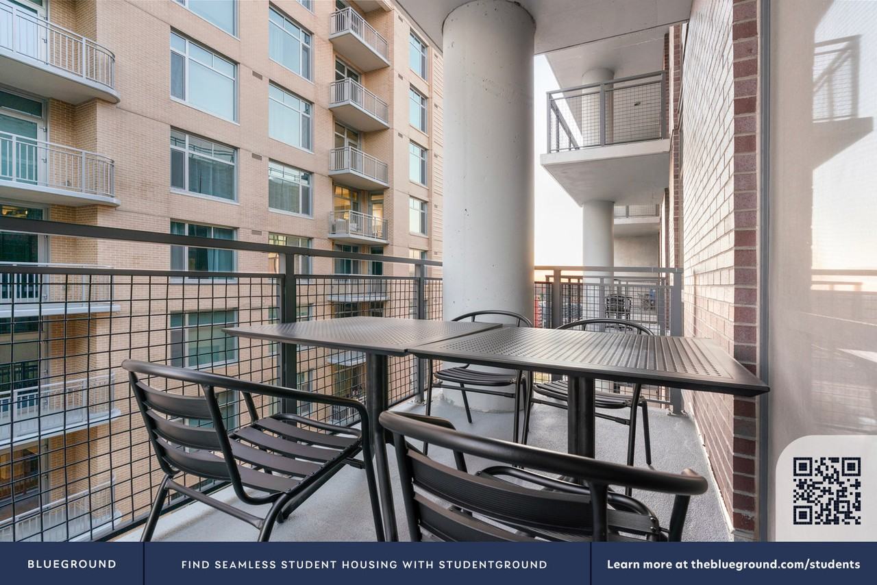 4918 Saint Elmo Avenue - Photo 6 of 42