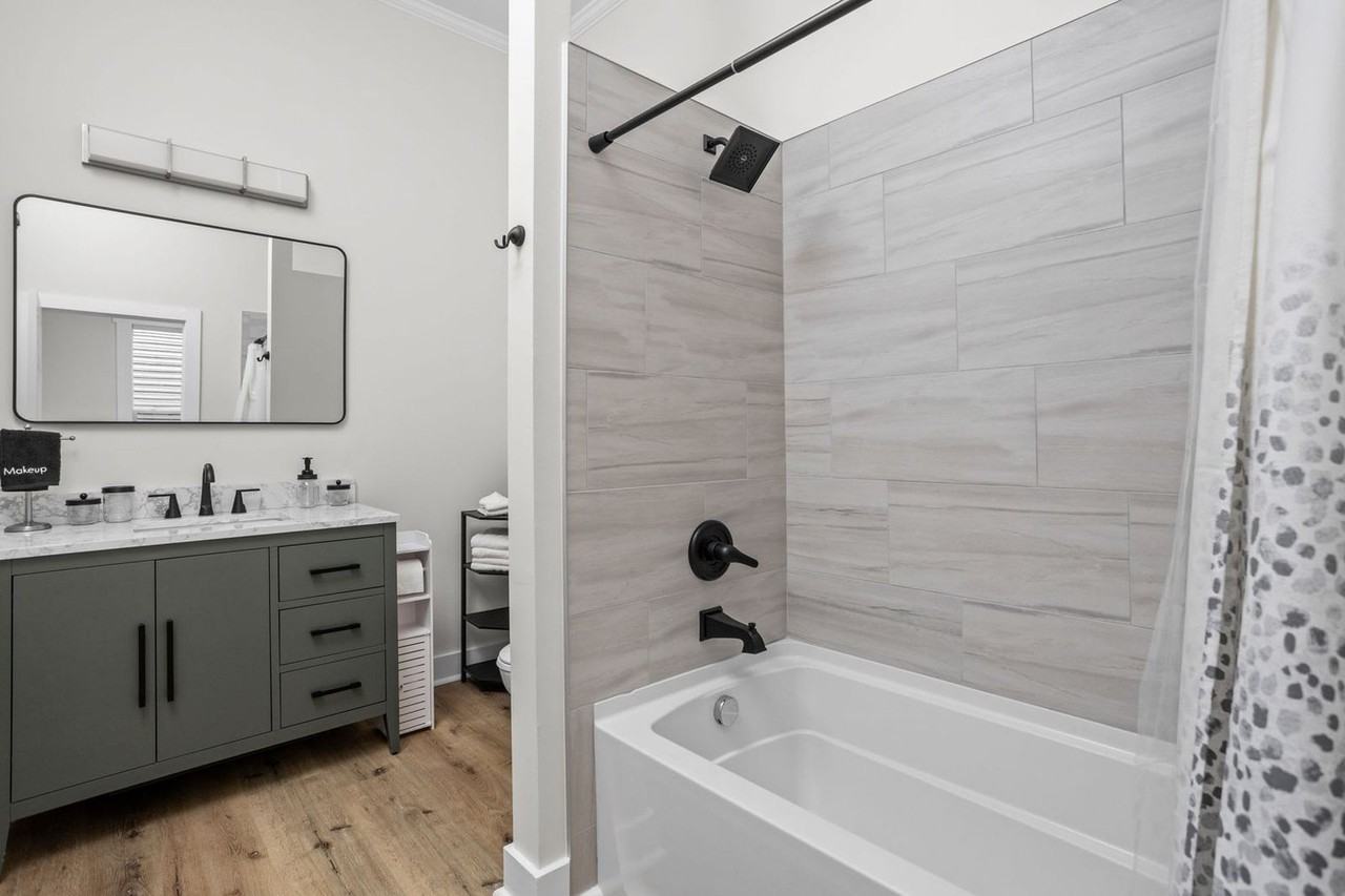 844 Camp St #1303755P - Photo 7 of 19