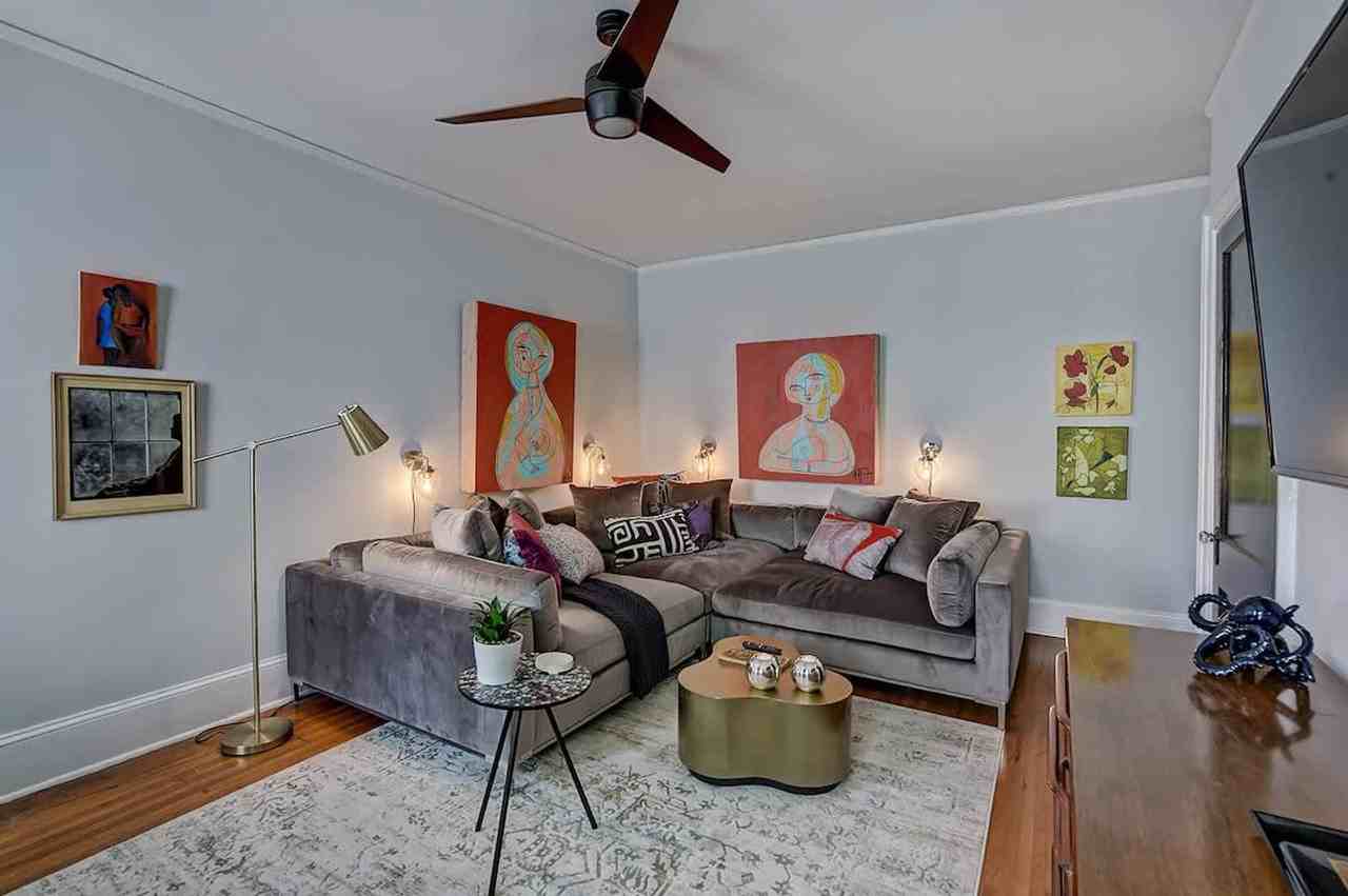 518 Lamar Avenue - Photo 4 of 128