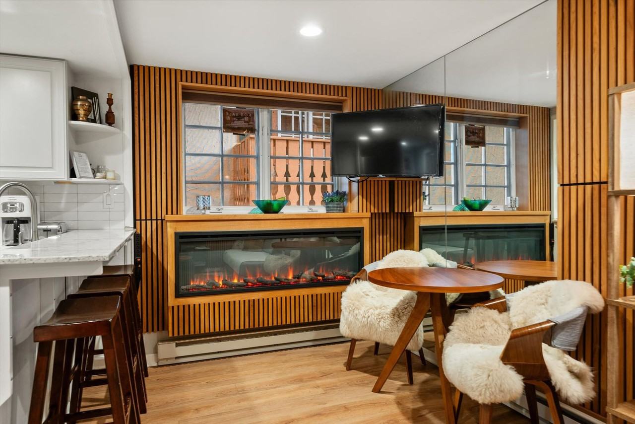 711 S Galena St #1339911P - Photo 2 of 11