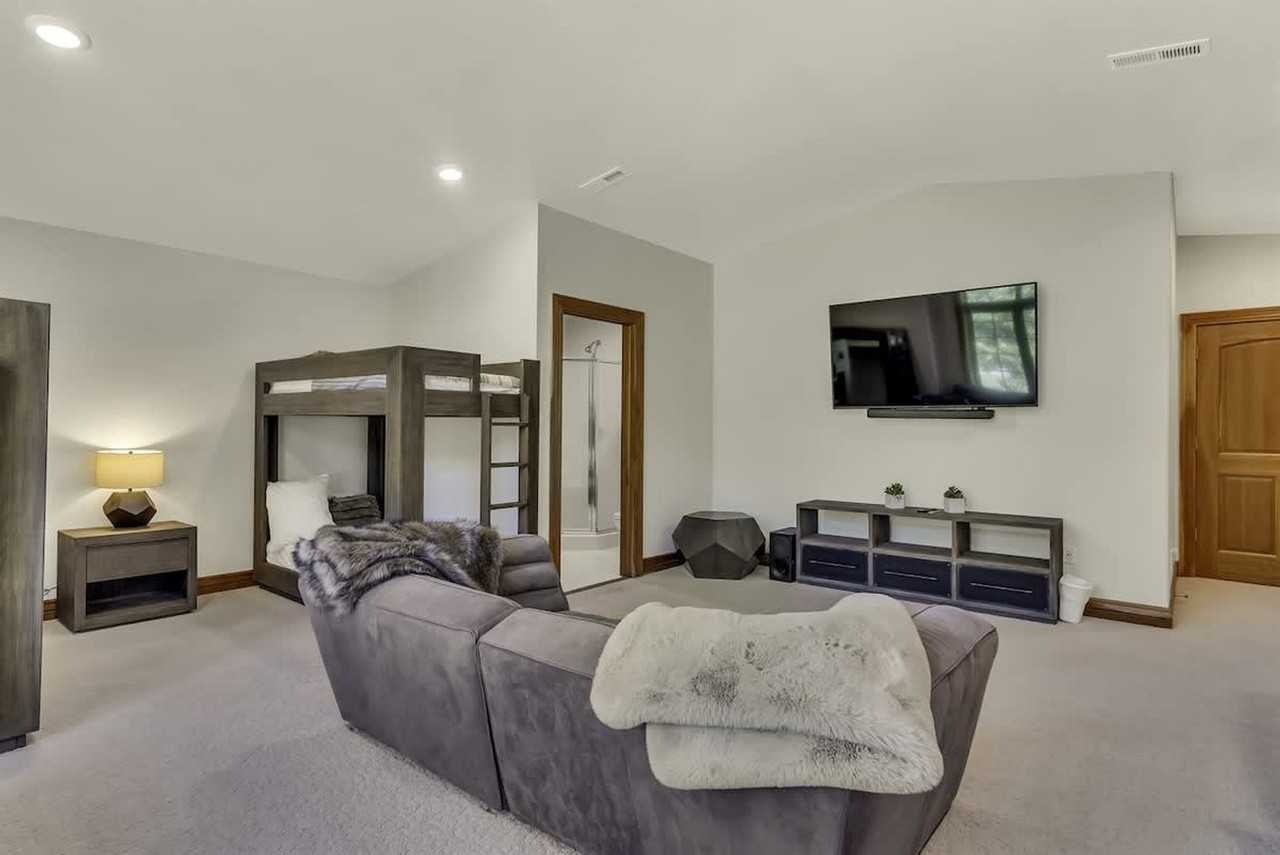 1774 State Highway Uu #1339916P - Photo 4 of 50