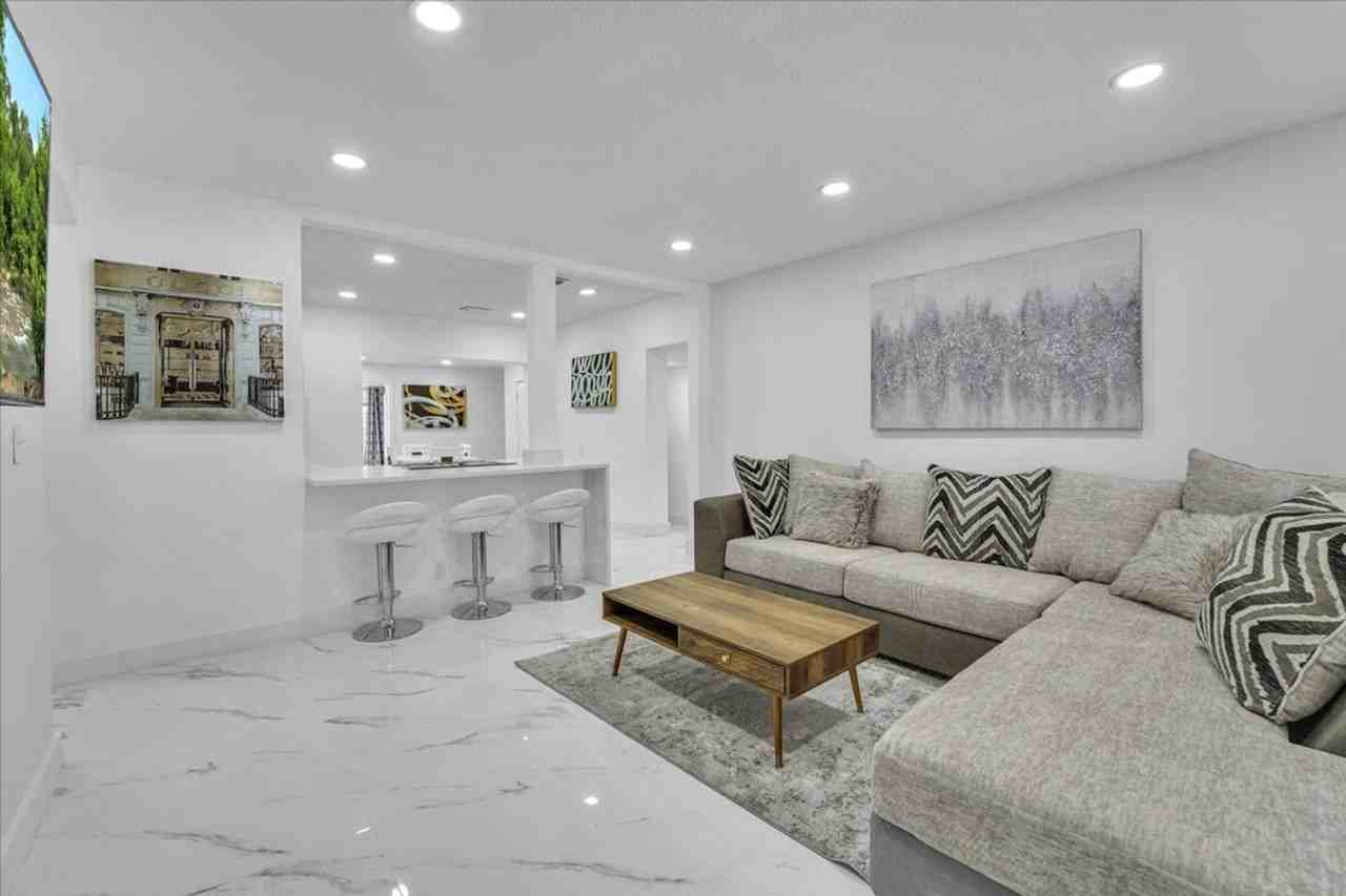 1208 North 25th Avenue #1342012P - Photo 2 of 31