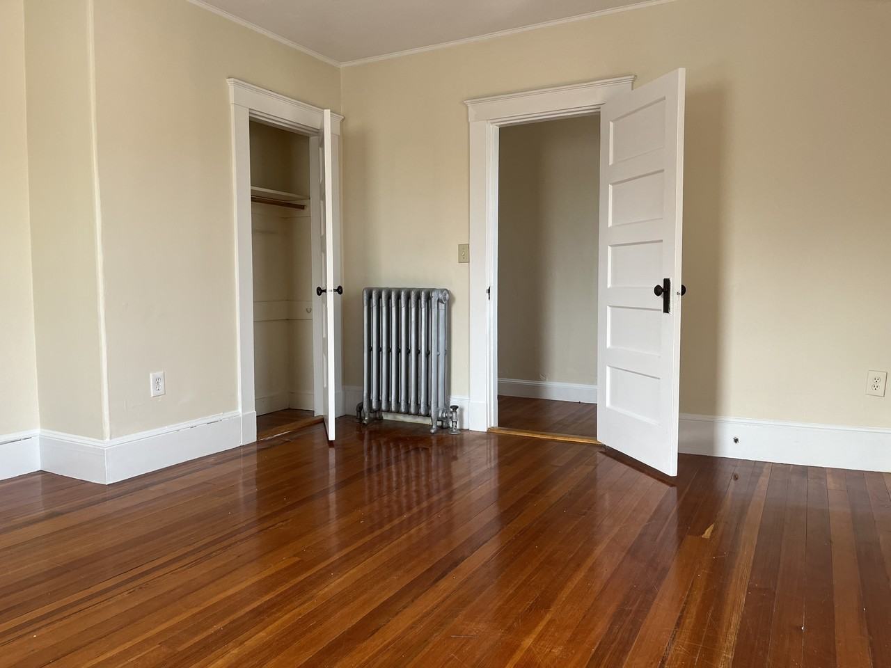 39 Davis Avenue #2 - Photo 6 of 11