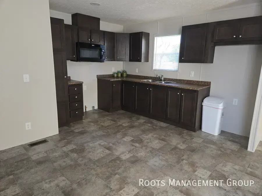 2500 Samuel Dr - Photo 3 of 16