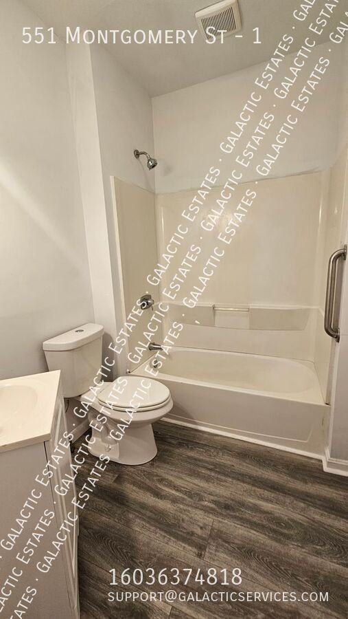 551 Montgomery St #1 - Photo 7 of 23