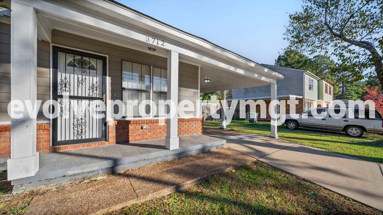 3712 Firethorne Dr - Photo 3 of 27