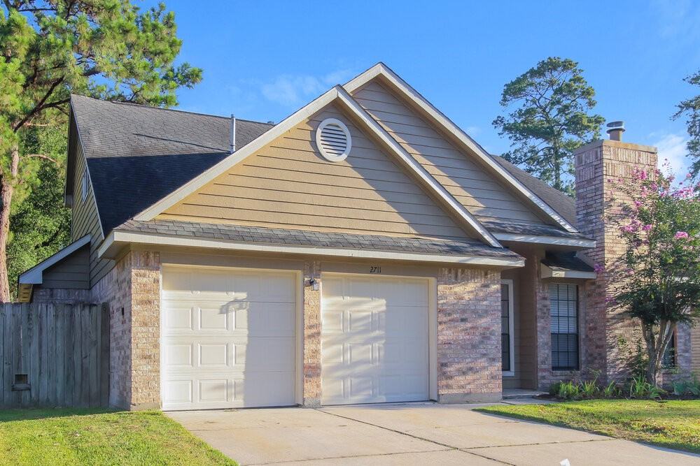 2711 Knollbrook Ln - Photo 5 of 17