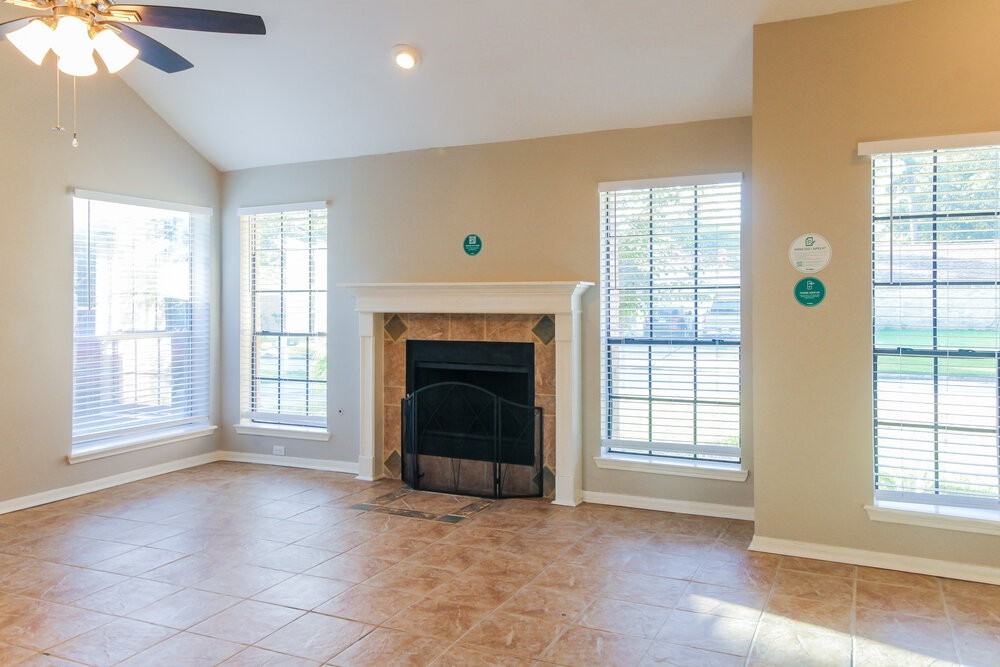 2711 Knollbrook Ln - Photo 7 of 17