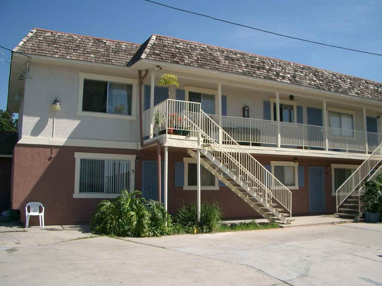 4758 Imperial Ave - Photo 2 of 2