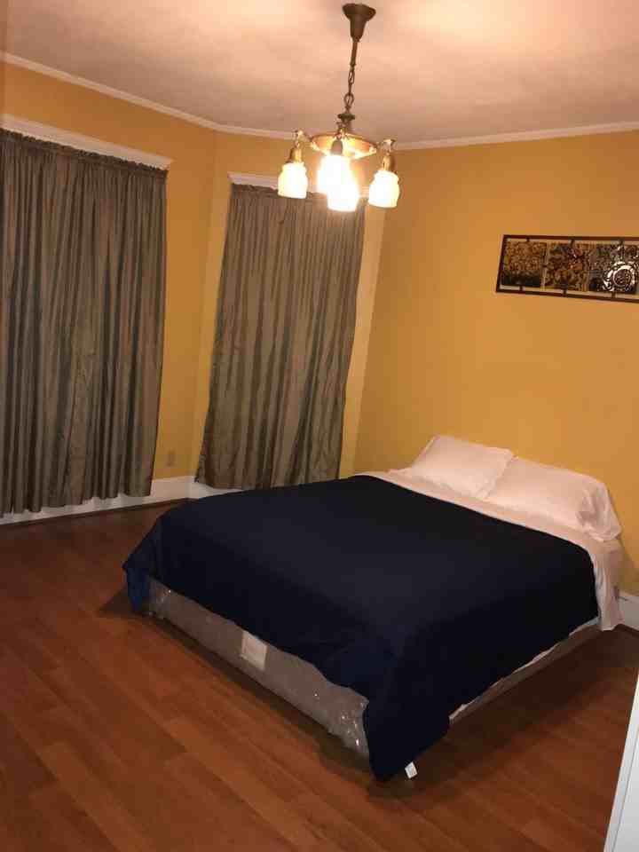 75 Adams St - Photo 4 of 6