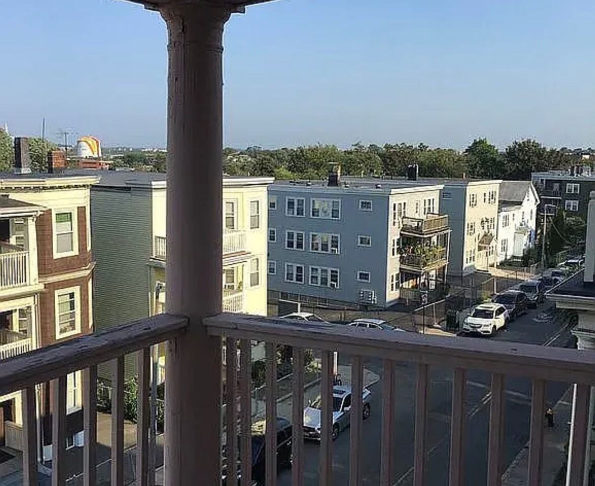 75 Adams St - Photo 6 of 6