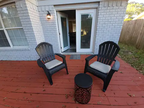 140 Penn Sta - Photo 3 of 13