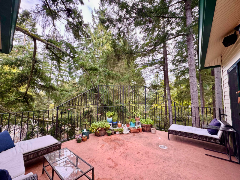 14520 Fremont Ave N - Photo 2 of 12