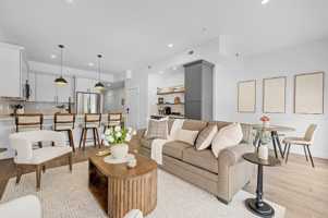 featured image of 414 Main St