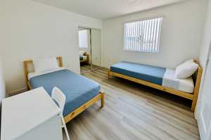 featured image of 215 E 29th St