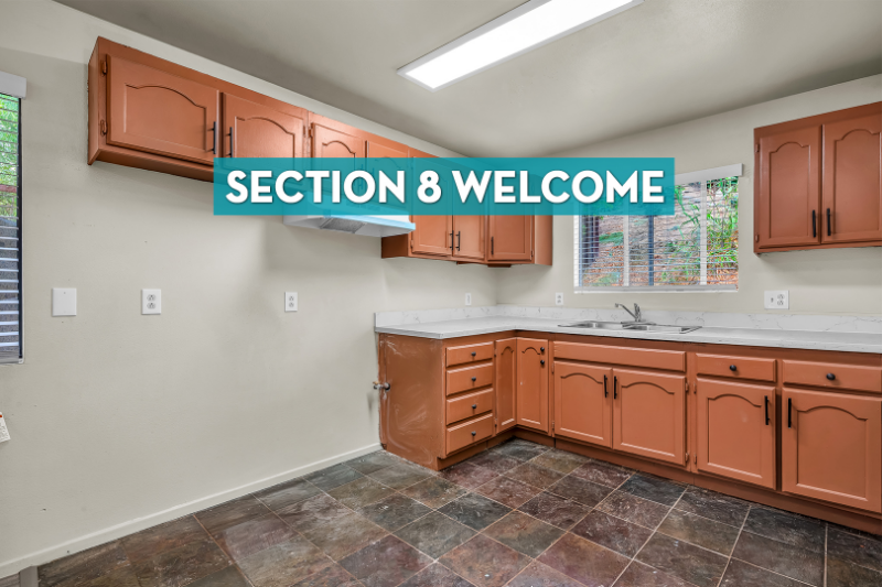 5243 Huntington Dr N #5