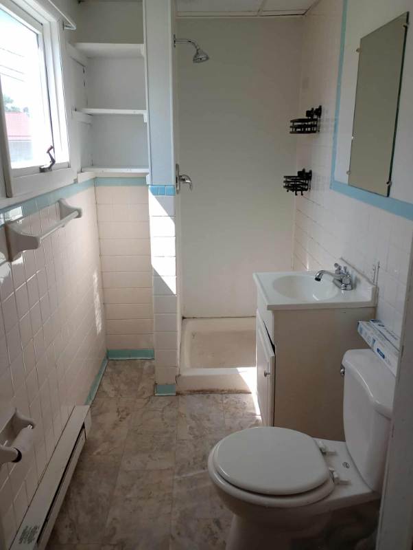 20 W College Ave #A - Photo 4 of 6