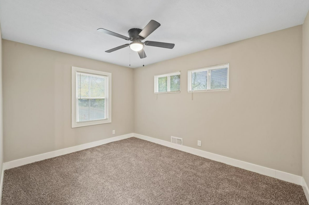 4601 Mersington Ave - Photo 6 of 10